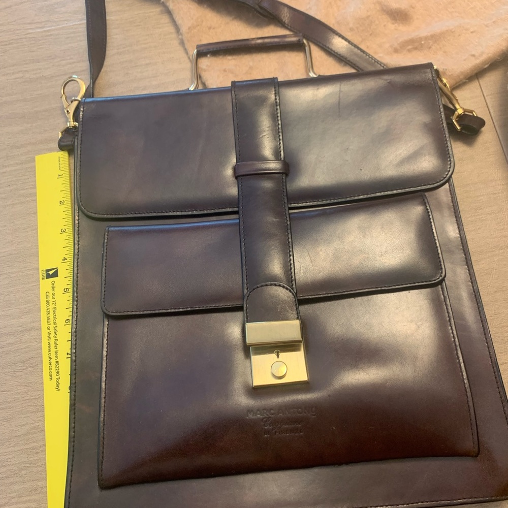 Vintage Caggiano Leather Shoulder Bag Marc Anthony